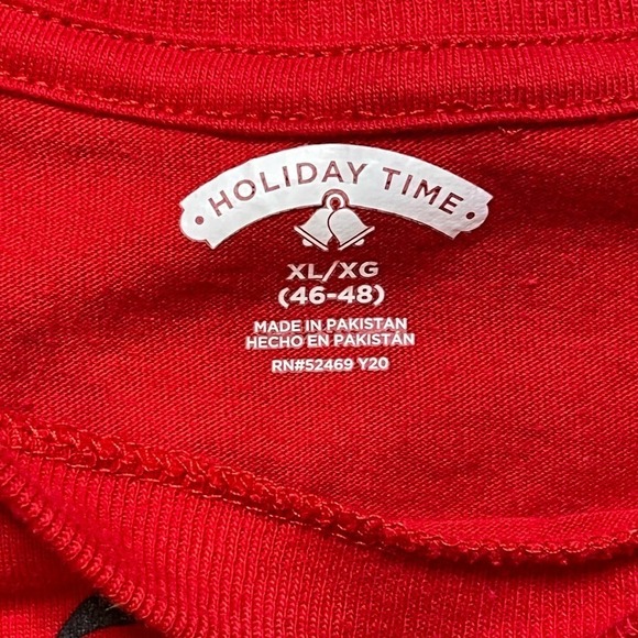 Holiday Time Christmas Tee Red Santa Beleive T Shirt Size XL Unisex - Picture 5 of 10